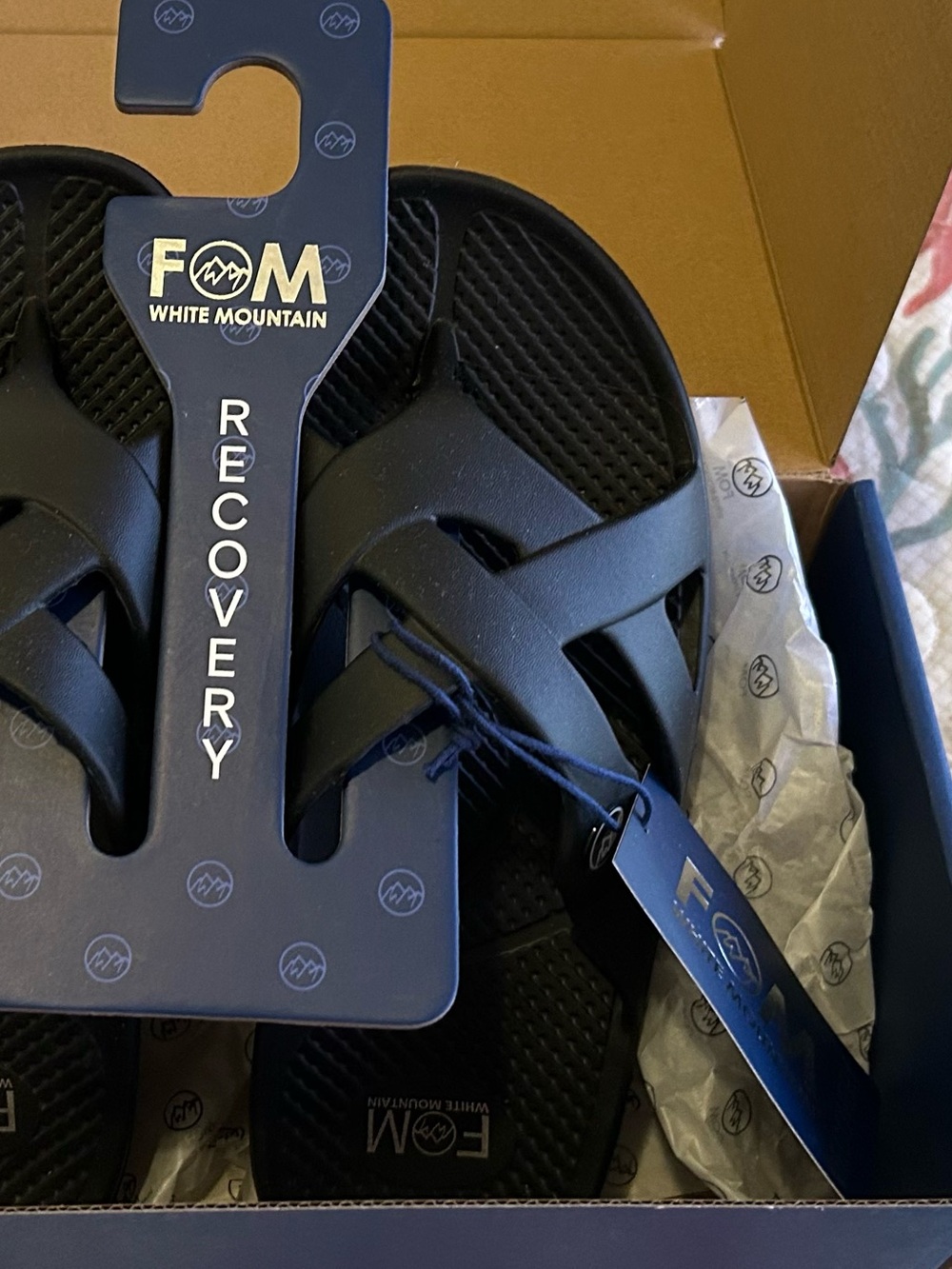 White Mountain Black Women’s Recovery Cross-Strap Slides